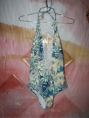 Roxy Tropical Halter One-Piece Swimsuit 🌵Medium